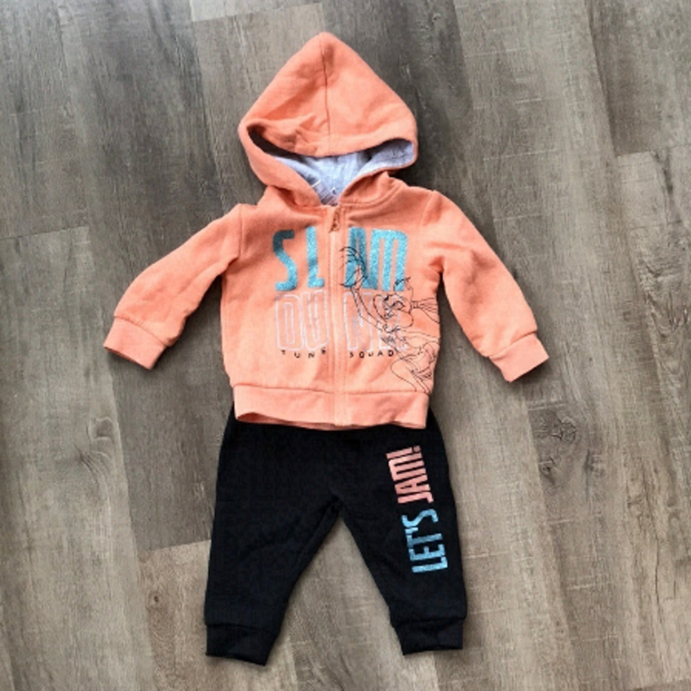 4 For $25 Baby Girl 2 Piece Space Jam Sweatpants & Zip Up Sweater